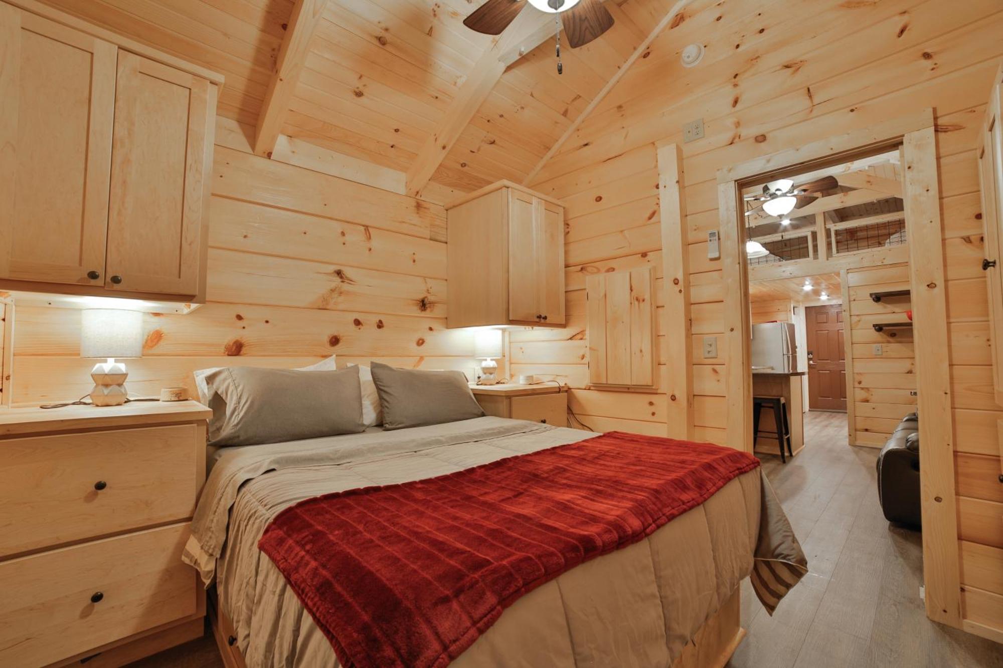 Martha Cabin Tiny Cabin By Downtown Чаттануга Экстерьер фото